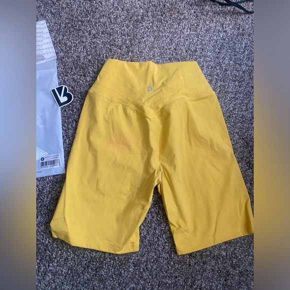 NWT sz S golden hour yellow 6 inch legacy shorts - Picture 5 of 7